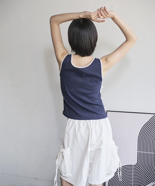 UNE MANSION(ユヌマンション)の「ユニークバルーンポケットカーゴミディアム丈ナイロンショートパンツ(カーゴパンツ・レディース・ブラック/アイボリー/ピンク・FREE)」の12枚目の写真