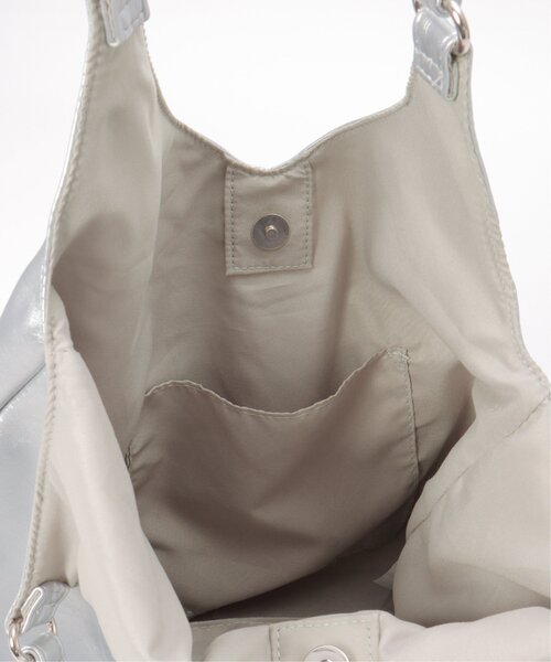 VENCEEXCHANGE（ヴァンスエクスチェンジ）の「合皮VカットA4トートバッグ（トートバッグ・レディース・オフホワイト/シルバー/ブラック/チャコール・FREE）」の14枚目の写真