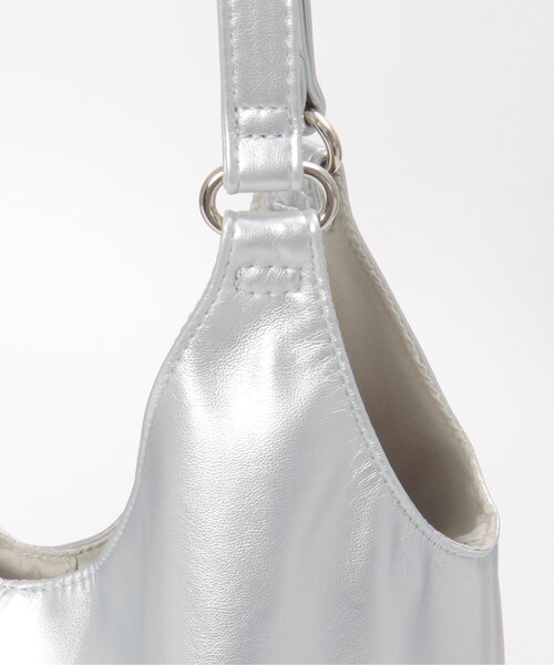 VENCEEXCHANGE（ヴァンスエクスチェンジ）の「合皮VカットA4トートバッグ（トートバッグ・レディース・オフホワイト/シルバー/ブラック/チャコール・FREE）」の11枚目の写真