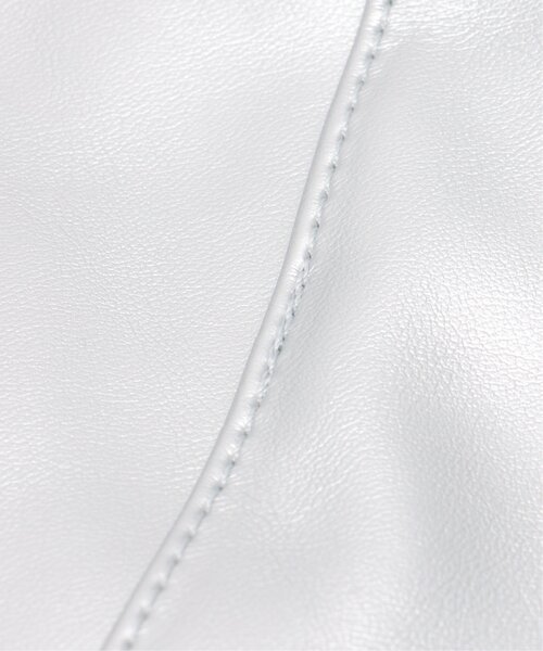 VENCEEXCHANGE（ヴァンスエクスチェンジ）の「合皮VカットA4トートバッグ（トートバッグ・レディース・オフホワイト/シルバー/ブラック/チャコール・FREE）」の10枚目の写真