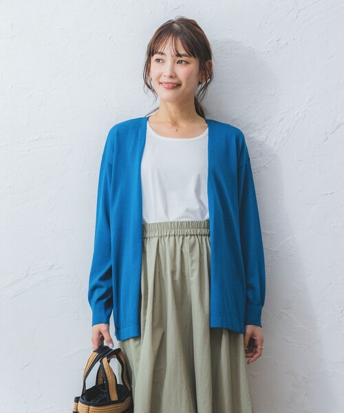 ITS'DEMO（イッツデモ）の「◆【UV／冷感／アンチピリング／手洗い可】着流しニットカーディガン（カーディガン/ボレロ・レディース・ブルー/ブラック/オフホワイト/サックスブルー/ベージュ・00）」の5枚目の写真