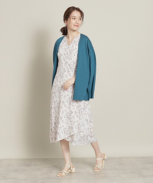 ITS'DEMO（イッツデモ）の「◆【UV／冷感／アンチピリング／手洗い可】着流しニットカーディガン（カーディガン/ボレロ・レディース・ブルー/ブラック/オフホワイト/サックスブルー/ベージュ・00）」の17枚目の写真