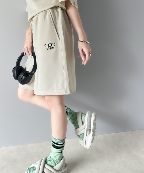 classicalelf(クラシカルエルフ)の「大人のスポーティーアイテム。ダンボールハーフパンツ(セットアップ可能イージーパンツ)(その他パンツ・レディース・ブラック/ホワイト系その他・LARGE/MEDIUM/SMALL/X-LARGE)」の3枚目の写真