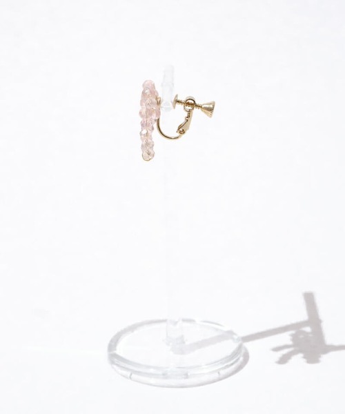 flower（フラワー）の「タイニービーズリボンイヤリング（イヤリング・レディース・ピンク/クリア・FREE）」の6枚目の写真