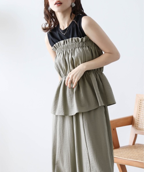 AMELY(エミリー)の「ギャザーベアトップセットアップ(セットアップ・レディース・ベージュ/オリーブ/ブラック・フリー)」の17枚目の写真