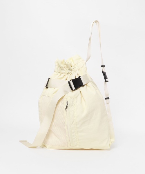 KBF（ケイビーエフ）の「マルチWAYナイロンBAG（ショルダーバッグ・レディース・アイボリー/ブラック・ONE）」の16枚目の写真