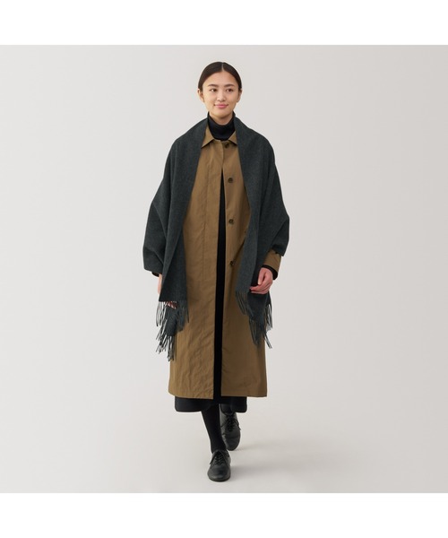 無印良品(ムジルシリョウヒン)の「ウール ひざ掛けにもなる 大判ストール(ストール/ショール・レディース・グレー系/ライトベージュ/チャコールグレー/レッド・FREE)」の19枚目の写真