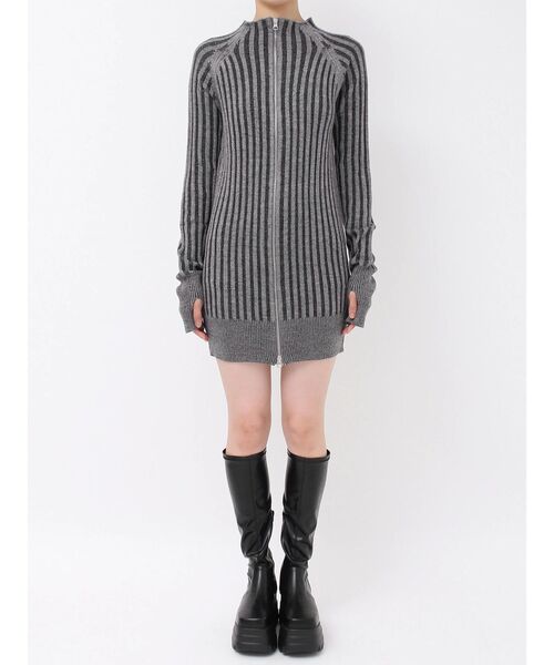 EVRIS(エヴリス)の「プレーティングリブダブルZIPニットワンピース(ワンピース・レディース・グレー/アイボリー/レッド・FREE)」の20枚目の写真