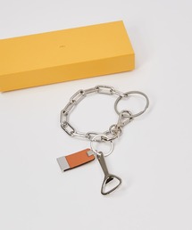 ITTI（イッチ）の「CRISTY POLICE CHAIN CHARM DIPLO FJORD（ブローチ/コサージュ）」