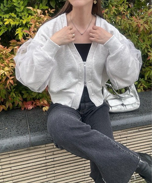 y/m by misato（イムバイミサト）の「裏毛×チュールZIPカーディガン（カーディガン/ボレロ・レディース・ライトグレー/ブラック・FREE）」の16枚目の写真