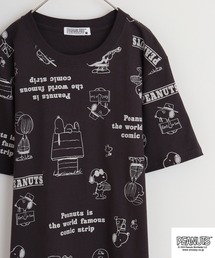 PEANUTS 天竺総柄 半袖Tシャツ