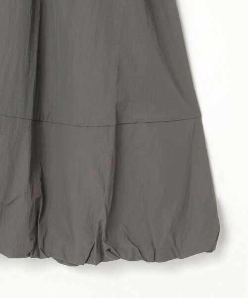 VENCEEXCHANGE（ヴァンスエクスチェンジ）の「ナイロンバルーンスカート（スカート・レディース・ブラック/ベージュ/チャコール・FREE）」の9枚目の写真
