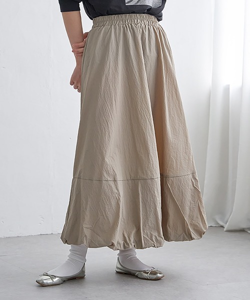 VENCEEXCHANGE（ヴァンスエクスチェンジ）の「ナイロンバルーンスカート（スカート・レディース・ブラック/ベージュ/チャコール・FREE）」の3枚目の写真