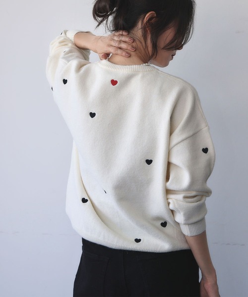 ELFRANK（エルフランク）の「《新色追加》ハート刺繍 ニット プル