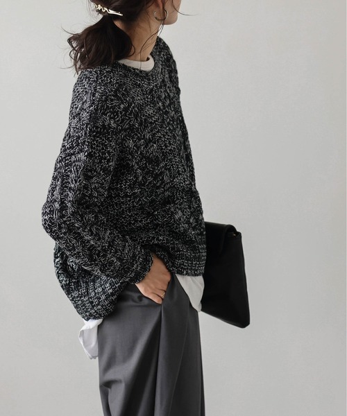 AMELY(エミリー)の「メランジニットプルオーバー(ニット/セーター・レディース・イエロー/ブラック/ブルー/ベージュ・フリー)」の10枚目の写真