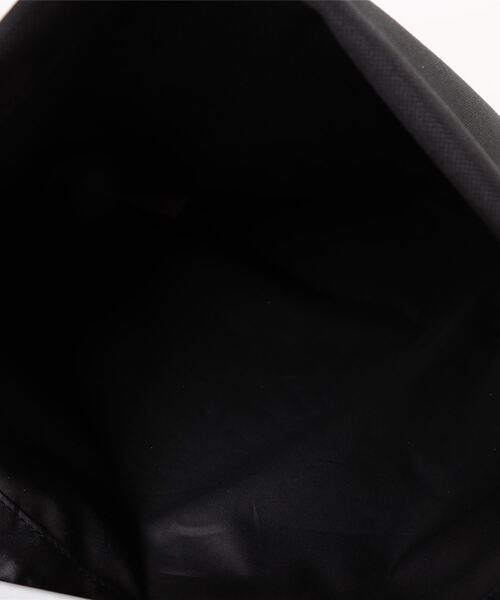 PUMA（プーマ）の「【PUMA / プーマ】 ロゴ ナップサック（バックパック/リュック・メンズ・ブラック・ONESIZE）」の4枚目の写真