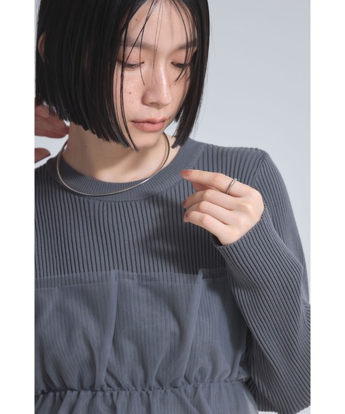 &. NOSTALGIA(アンドドットノスタルジア)の「チュールフリルニットプルオーバー(ニット/セーター・レディース・アイボリー/ブラック/グレー・M)」の16枚目の写真