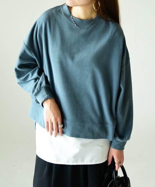 and it_(アンドイット)の「カットコーデュロイゆるプルオーバー(Tシャツ/カットソー・レディース・ダークグレー/グレイッシュベージュ/ブラック・M/L)」の4枚目の写真