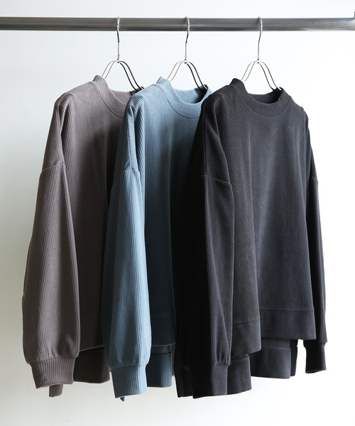 and it_(アンドイット)の「カットコーデュロイゆるプルオーバー(Tシャツ/カットソー・レディース・ダークグレー/グレイッシュベージュ/ブラック・M/L)」の13枚目の写真