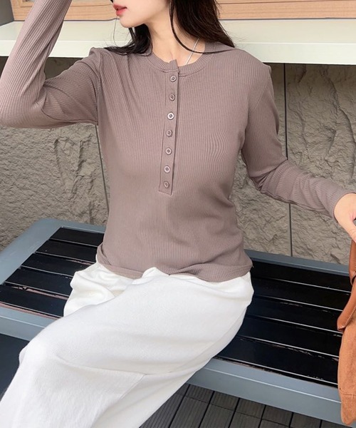 aimoha(アイモハ)の「ヘンリーネックリブトップス(Tシャツ/カットソー・レディース・ネイビー/ベージュ/ワインレッド/ホワイト/ブラック/グレー・FREE)」の10枚目の写真