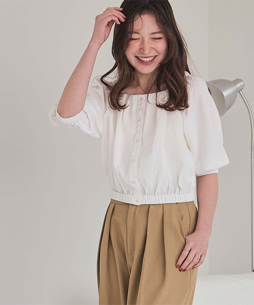 titivate(ティティベイト)の「スクエアネックパフシルエットトップス(Tシャツ/カットソー・レディース・オフホワイト/ブラック/オレンジ・L/M/S)」の5枚目の写真