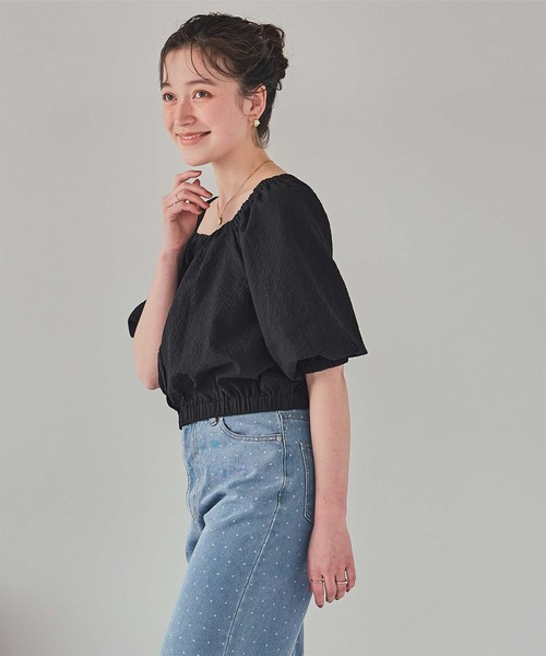 titivate(ティティベイト)の「スクエアネックパフシルエットトップス(Tシャツ/カットソー・レディース・オフホワイト/ブラック/オレンジ・L/M/S)」の14枚目の写真