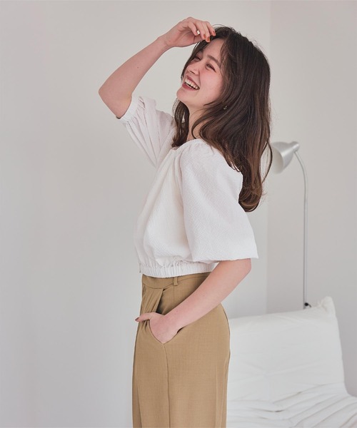 titivate(ティティベイト)の「スクエアネックパフシルエットトップス(Tシャツ/カットソー・レディース・オフホワイト/ブラック/オレンジ・L/M/S)」の8枚目の写真