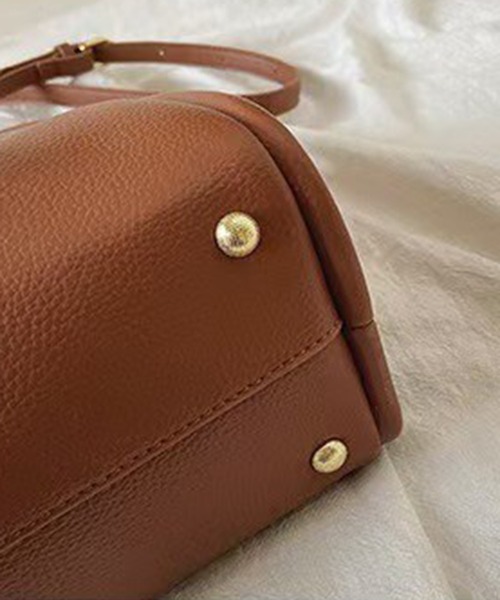 folka(フォルカ)の「3ー11E100 スカーフ付き 2way PU レザー ハンドバッグ ショルダーバッグ(ハンドバッグ・レディース・ブラウン/グレイッシュベージュ/ブラック・ONESIZE)」の11枚目の写真