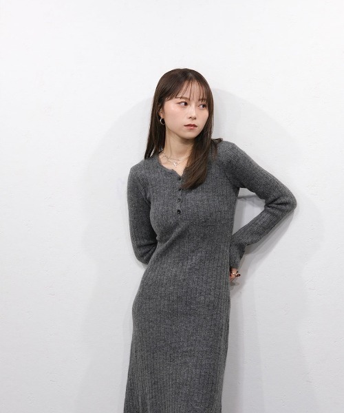 フロントボタンリブニットワンピース／front button rib knit