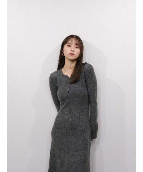 フロントボタンリブニットワンピース／front button rib knit