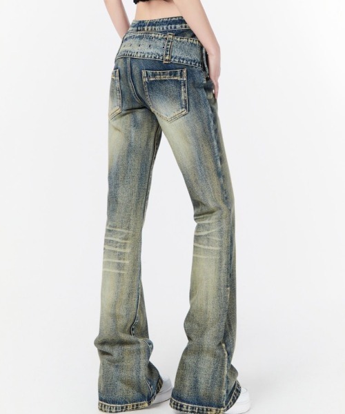 DIAVEL（ディアベル）の「スタッズ付きフレアカーゴパンツ（デニム