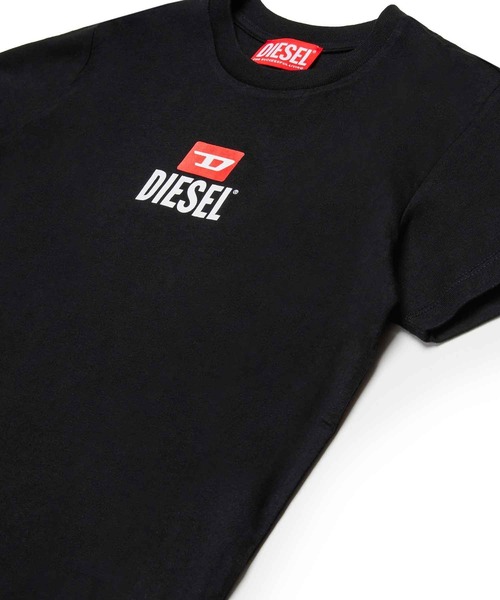 DIESEL KIDS（ディーゼルキッズ）の「DIESEL（ディーゼル）Kids & Junior ワンポイントブランドロゴ半袖Tシャツカットソー（Tシャツ/カットソー・キッズ・ブラック/ターコイズブルー/ライトイエロー/ホワイト/ネイビー/ピンク・4Y/6Y/8Y/10Y/12Y/14Y/16Y）」の9枚目の写真