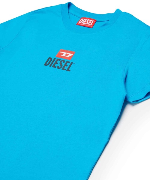 DIESEL KIDS（ディーゼルキッズ）の「DIESEL（ディーゼル）Kids & Junior ワンポイントブランドロゴ半袖Tシャツカットソー（Tシャツ/カットソー・キッズ・ブラック/ターコイズブルー/ライトイエロー/ホワイト/ネイビー/ピンク・4Y/6Y/8Y/10Y/12Y/14Y/16Y）」の11枚目の写真