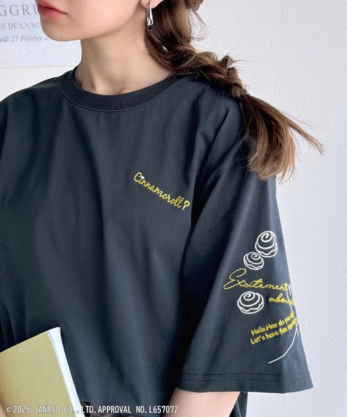 sanrio（サンリオ）の「【Sanrio characters/サンリオキャラクターズ】大人可愛い！かくれんぼシリーズランダム刺繍ビッグTシャツ（半袖）（Tシャツ/カットソー・レディース・チャコール/オフホワイト/ネイビー/オートミール・X-LARGE/LARGE/MEDIUM/SMALL）」の4枚目の写真