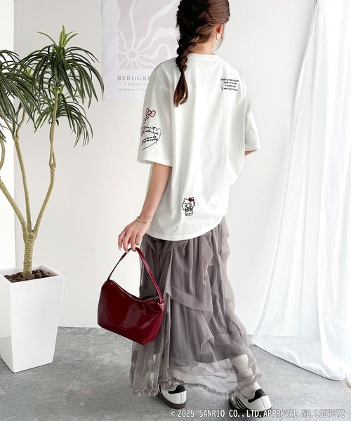 sanrio（サンリオ）の「【Sanrio characters/サンリオキャラクターズ】大人可愛い！かくれんぼシリーズランダム刺繍ビッグTシャツ（半袖）（Tシャツ/カットソー・レディース・チャコール/オフホワイト/ネイビー/オートミール・X-LARGE/LARGE/MEDIUM/SMALL）」の12枚目の写真