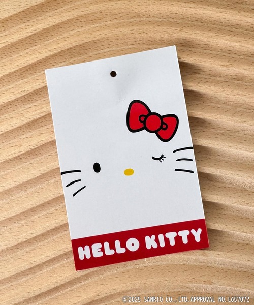 sanrio（サンリオ）の「【Sanrio characters/サンリオキャラクターズ】大人可愛い！かくれんぼシリーズランダム刺繍ビッグTシャツ（半袖）（Tシャツ/カットソー・レディース・チャコール/オフホワイト/ネイビー/オートミール・X-LARGE/LARGE/MEDIUM/SMALL）」の17枚目の写真