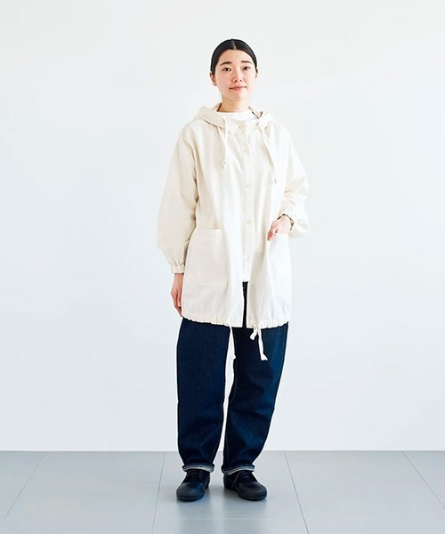 HAU(ハウ)の「ウォーキングジャケットhood(その他アウター・レディース・アイボリー/ブラック・MEDIUM)」の1枚目の写真