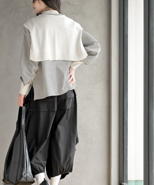 rps（アールピーエス）の「ボリュームスリーブリブハイネックロンＴ（Tシャツ/カットソー・レディース・ブラック/オフホワイト/ホワイト系その他2/ホワイト系その他3/ホワイト系その他4/アイボリー/ブラック系その他2・フリー）」の17枚目の写真