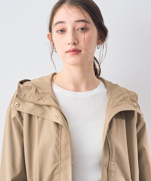 YECCA VECCA(イェッカヴェッカ)の「撥水ミドル丈マウンテンパーカー(マウンテンパーカー・レディース・ベージュ/ネイビー/アイボリー・FREE)」の17枚目の写真