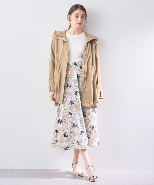 YECCA VECCA(イェッカヴェッカ)の「撥水ミドル丈マウンテンパーカー(マウンテンパーカー・レディース・ベージュ/ネイビー/アイボリー・FREE)」の21枚目の写真