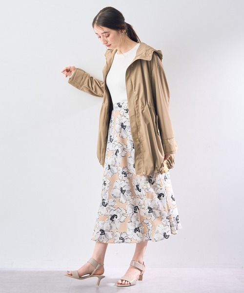 YECCA VECCA(イェッカヴェッカ)の「撥水ミドル丈マウンテンパーカー(マウンテンパーカー・レディース・ベージュ/ネイビー/アイボリー・FREE)」の22枚目の写真