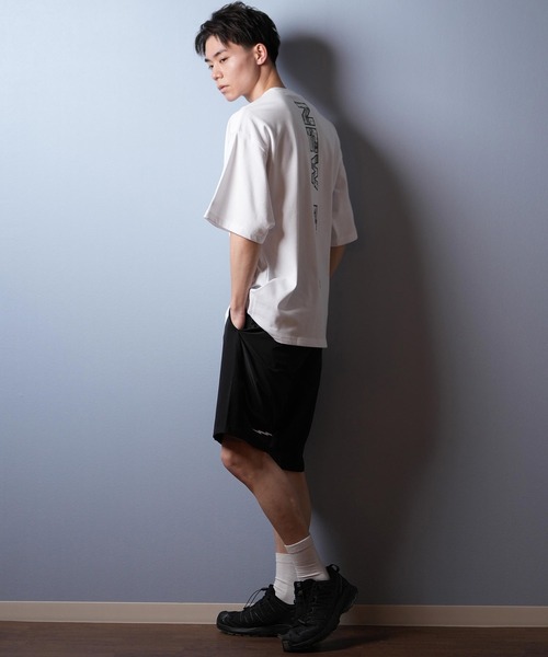 NEW ERA（ニューエラ）の「【ムラサキスポーツ限定】NEW ERA/ニューエラ 半袖Tシャツ バックプリント 吸水速乾 14670925/14670926/14670927（Tシャツ/カットソー・メンズ・ホワイト/ブラック/ストーン・L/M/XXL/XL）」の9枚目の写真