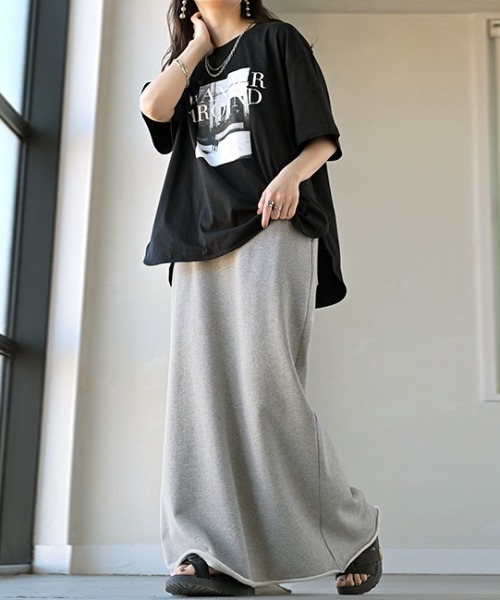 HUG.U（ハグユー）の「おしゃラク。 スウェットロングスカート 選べる2丈（スカート・レディース・カーキ/ブラック/グレー/ブラウン/グレー系その他/グレー系その他2/ブルー/ブラック系その他・トール丈/レギュラー丈）」の9枚目の写真