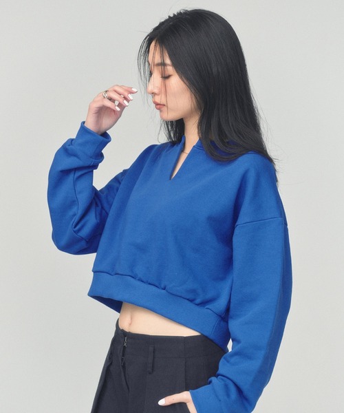 BLUE×PALANG(ブルーパラン)の「【ZOZOTOWN限定カラー】LOGO CROPPED SWEAT(スウェット・レディース・ネイビー/ロイヤルブルー/アイボリー/ライトブルー・FREE)」の12枚目の写真