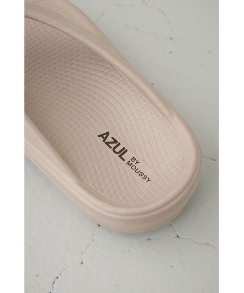 AZUL by moussy（アズールバイマウジー）の「ラクフィールプラットフォームトングサンダル（サンダル・レディース・ブラック/ベージュ・SMALL/MEDIUM/LARGE）」の17枚目の写真