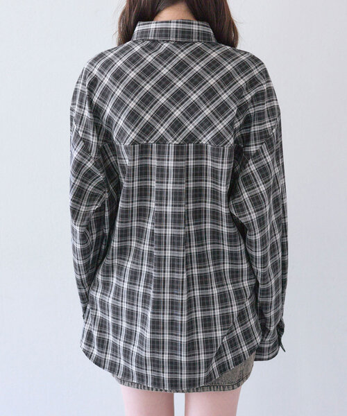 OLIVE des OLIVE(オリーブデオリーブ)の「Bigシャツ(シャツ/ブラウス・レディース・サックスブルー/ブラック/イエロー/ミント/ブラウン・FREE)」の13枚目の写真