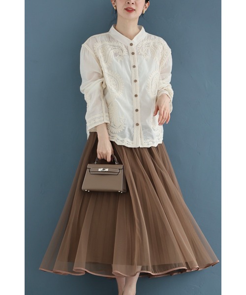 cawaii(カワイイ)の「浮かびあがるレリーフ調ペイズリーのシアーシャツトップス(シャツ/ブラウス・レディース・ベージュ・FREE)」の20枚目の写真