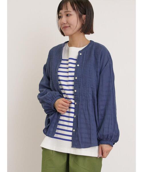 Samansa Mos2（サマンサ モスモス）の「インドガーゼピンタックシャツ（シャツ/ブラウス・レディース・イエロー/オフホワイト/ブルー/カーキ・F）」の4枚目の写真