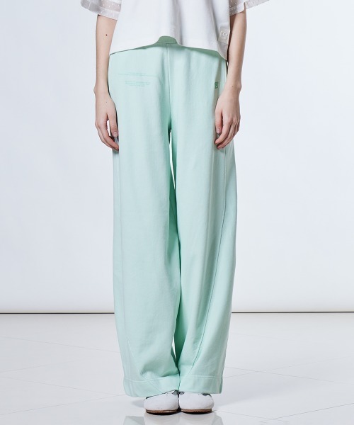 ESSENTIAL（エッセンシャル）の「裏毛ボリュームパンツ（その他パンツ・レディース・ミント/オフホワイト・36/38）」の2枚目の写真