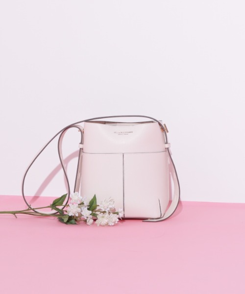 JILL by JILL STUART（ジルバイジルスチュアート）の「ウィークデイコレクション　ベルテッドポシェット（ショルダーバッグ・レディース・アイボリー/ブラック・FREE）」の2枚目の写真